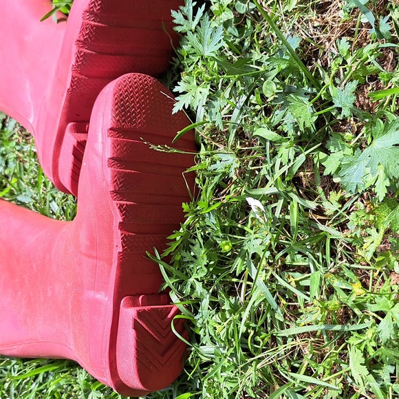 Hunter Red Rain Boots Shoes - Picture 13 of 13
